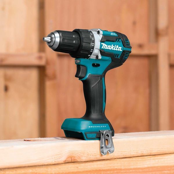 Шурупокрут-дриль акумуляторний Makita DDF484Z (54 Нм, 1.5-13 мм, BL, LXT, без акумуляторів та зарядного пристрою) DDF484Z фото