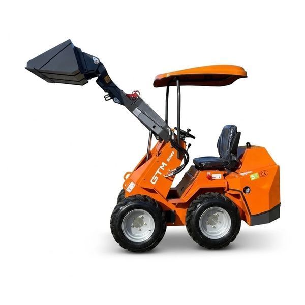 Мінінавантажувач дизельний з бортовим поворотом GTM RIX800 (15 кВт, 20 к.с., до 1.95 м, 930 кг) 38932 фото