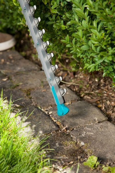 Ножницы для живой изгороди сетевые Gardena EasyCut 450/50 09831-20 (50 см) 09831-20.000.00 фото