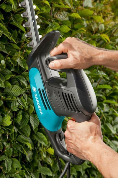 Ножницы для живой изгороди сетевые Gardena EasyCut 450/50 09831-20 (50 см) 09831-20.000.00 фото
