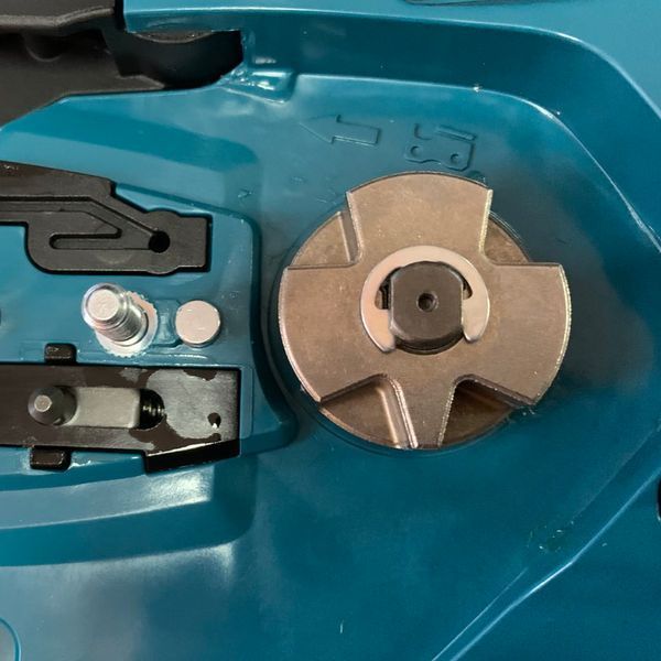 Звездочка ведущая 0.325" 7z для цепных минипил Makita DUC101, DUC150, UC100D, DUA200 (227947-5) 227947-5 фото